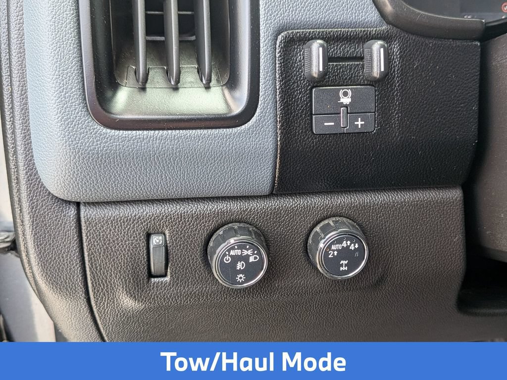 Used 2021 Chevrolet Colorado Z71 w/ Safety Package AWD/4WD image 19