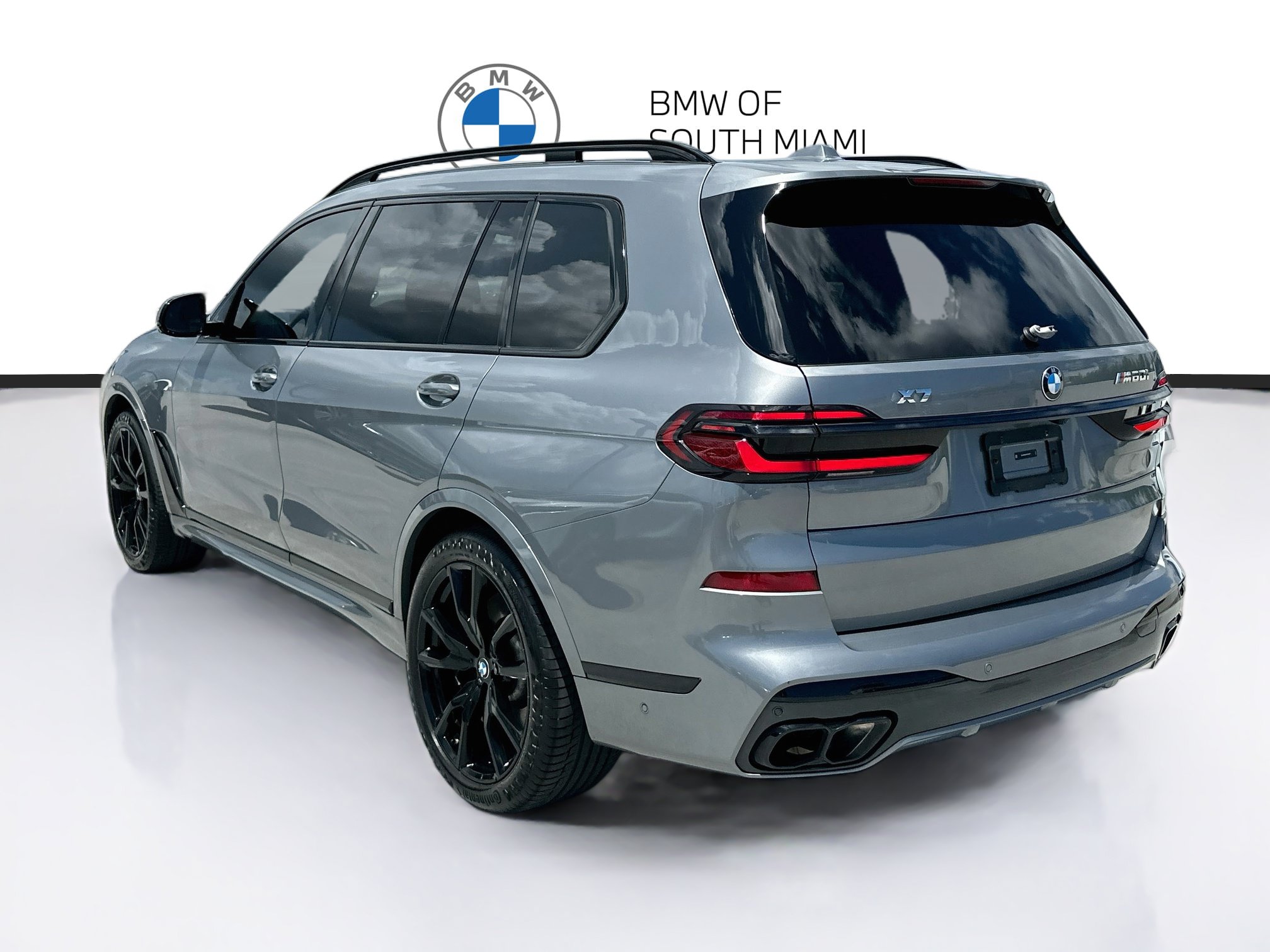 Certified 2024 BMW X7 M60i w/ Executive Package AWD/4WD image 5