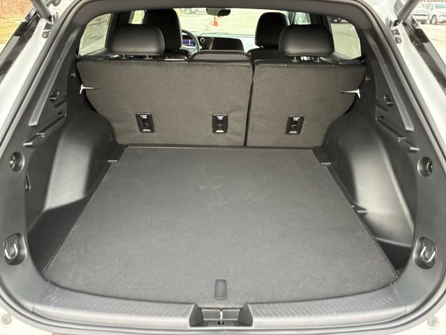 New 2026 Chevrolet Equinox EV LT image 16