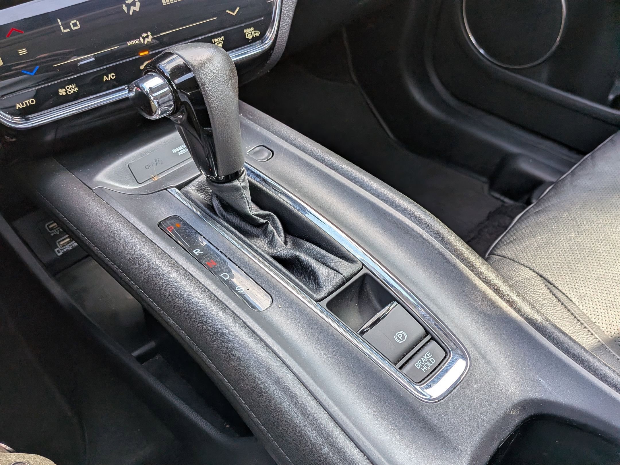 Used 2020 Honda HR-V EX-L image 25