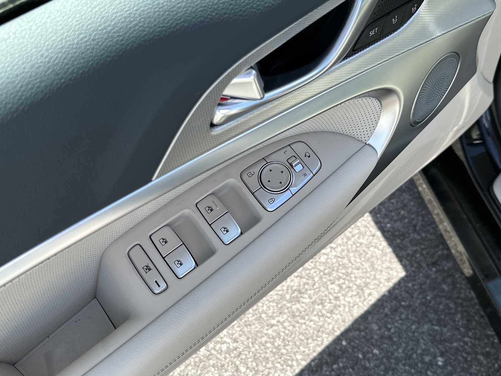 New 2026 Genesis G70 2.5T Prestige image 14