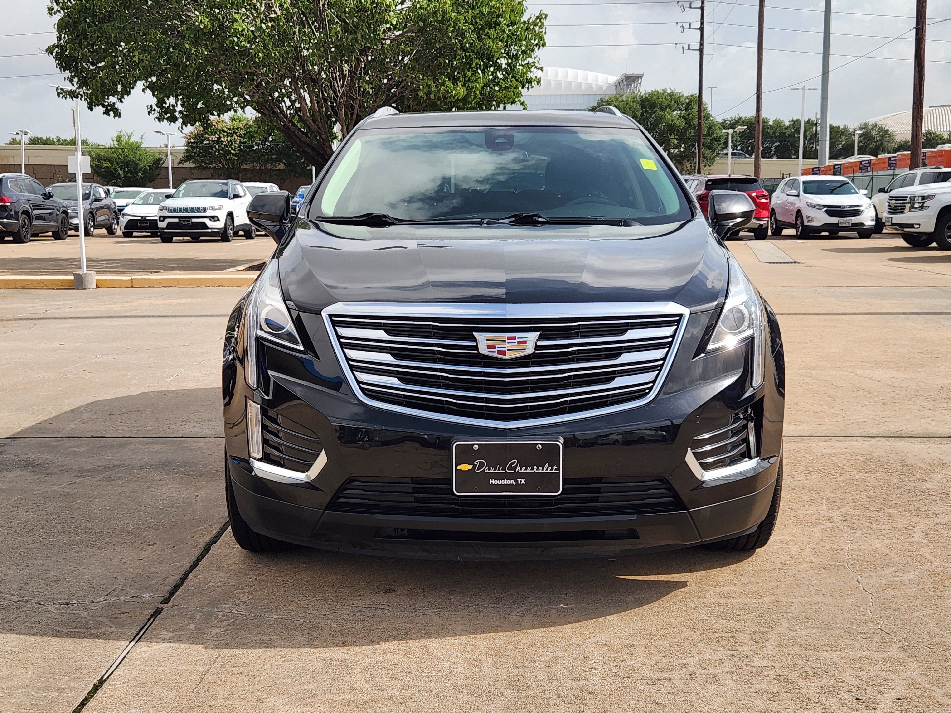 Used 2019 Cadillac XT5 Luxury FWD image 3