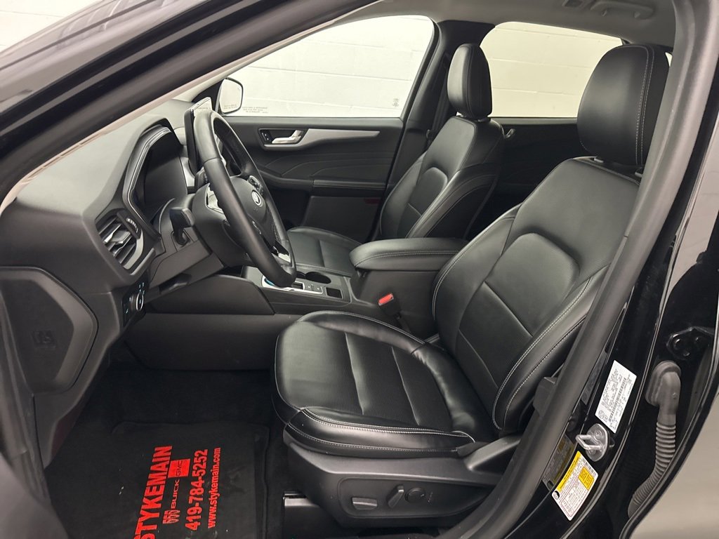 Used 2024 Ford Escape Platinum image 24