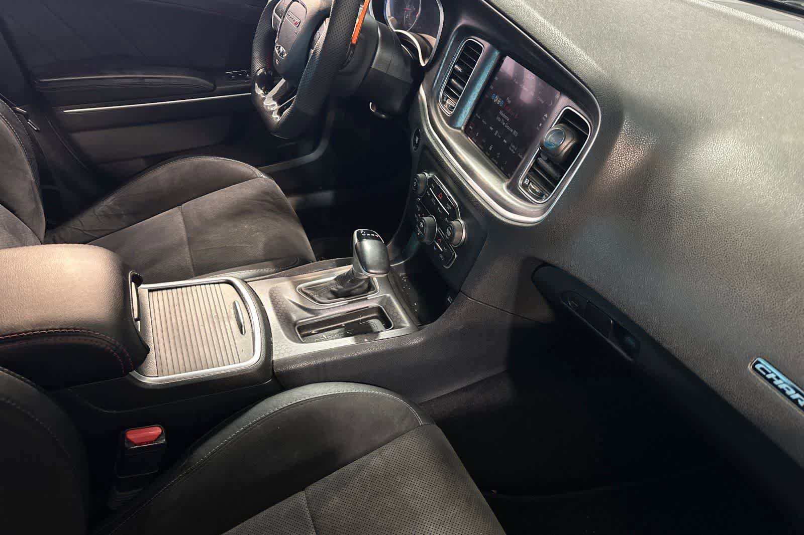 Used 2018 Dodge Charger R/T Scat Pack image 17