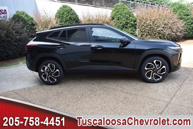 New 2026 Chevrolet Trax RS w/ Sunroof Package FWD image 11