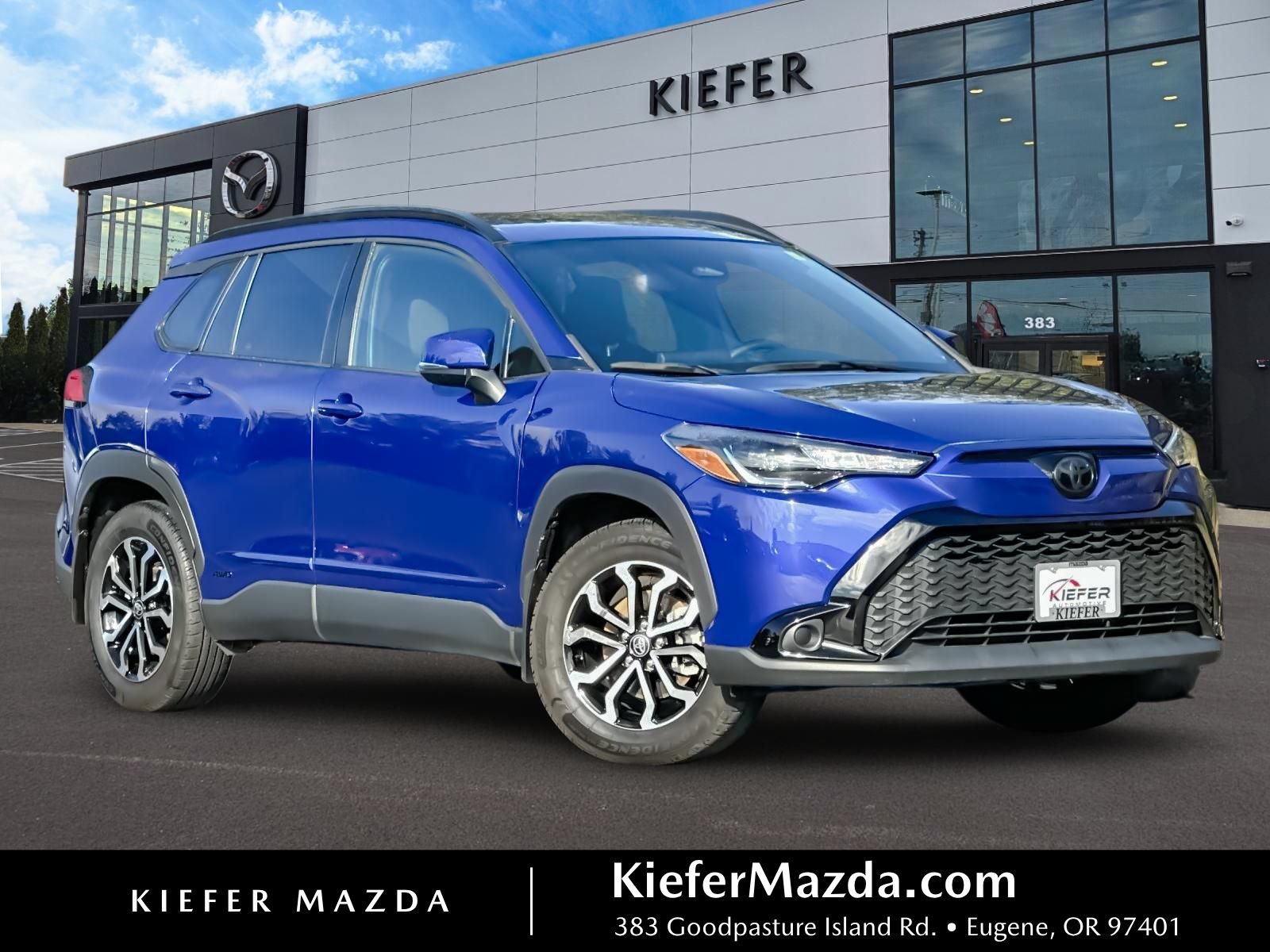 Used 2024 Toyota Corolla Cross AWD Hybrid image 1