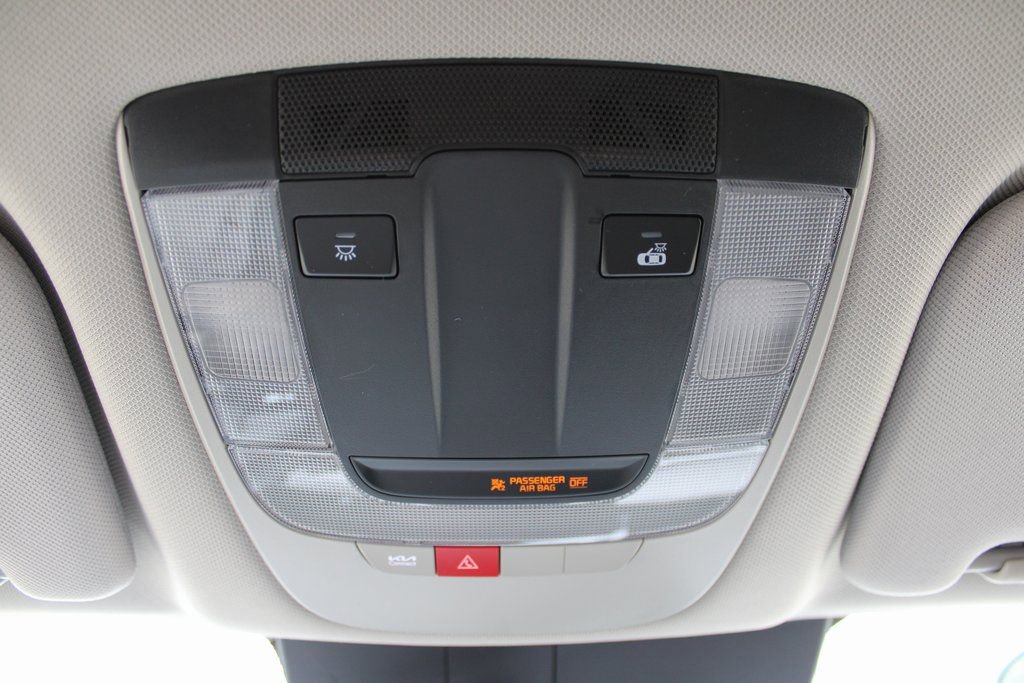 New 2026 Kia Sorento S image 32