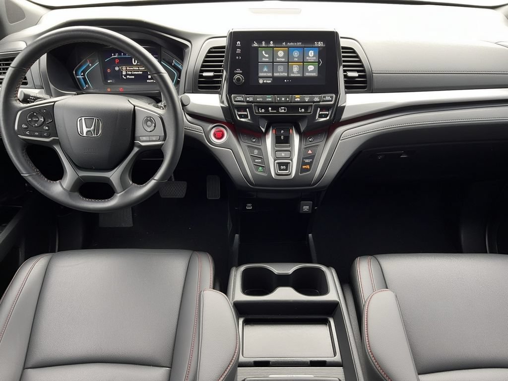 Used 2024 Honda Odyssey Sport image 5