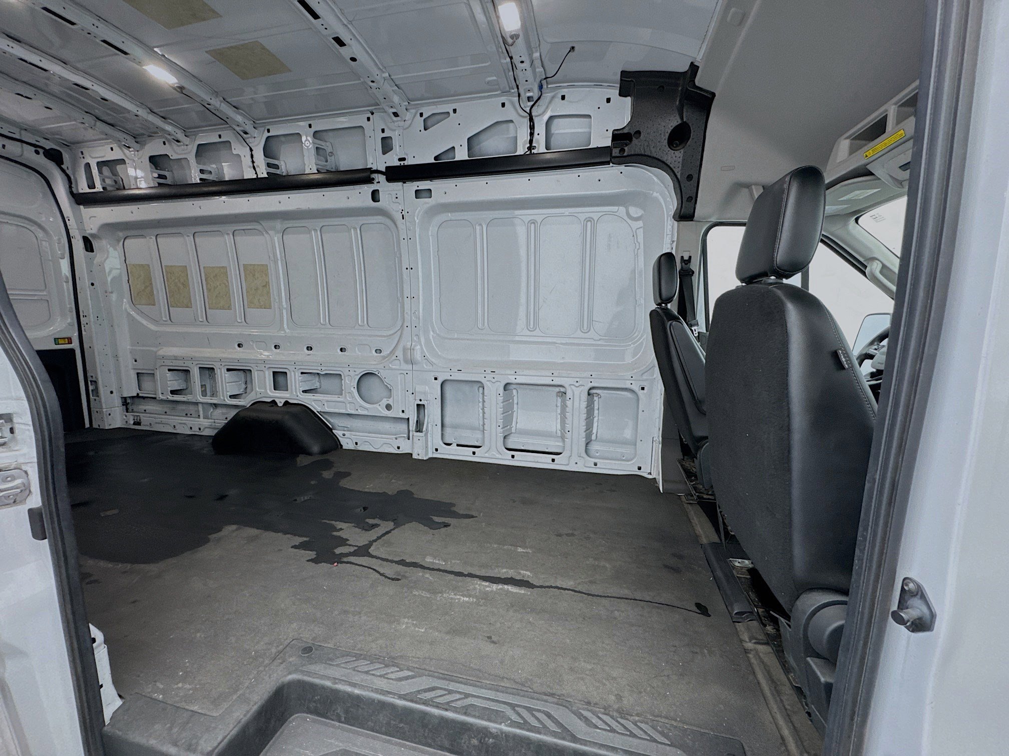 Used 2023 Ford Transit 350 148 High Roof Extended image 18