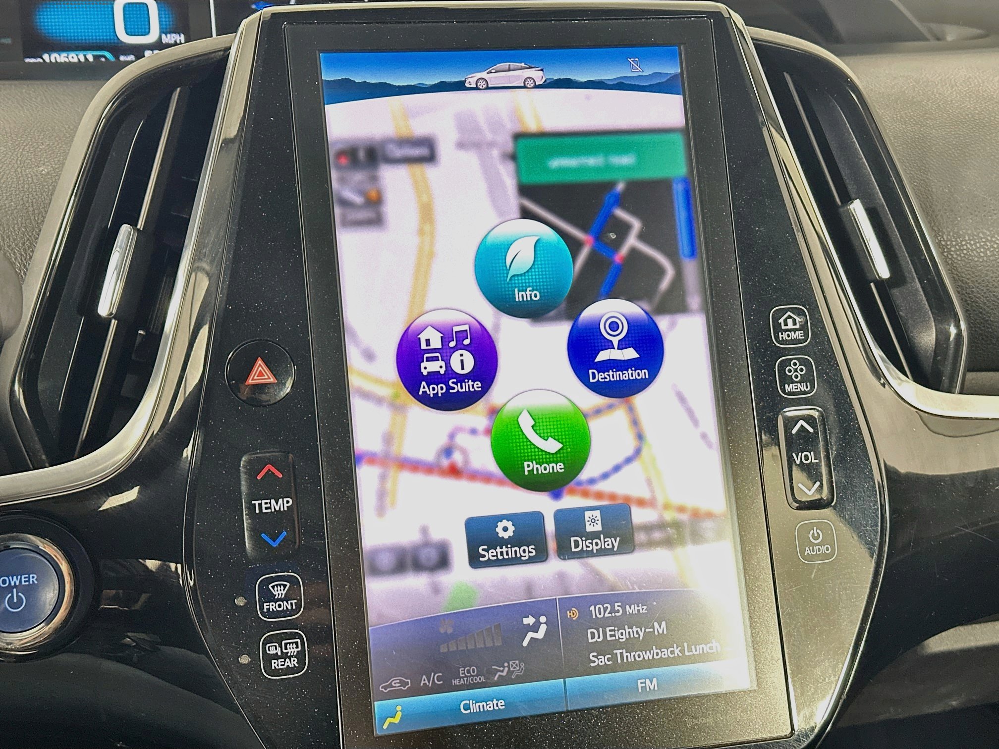 Used 2017 Toyota Prius Prime Premium FWD image 19