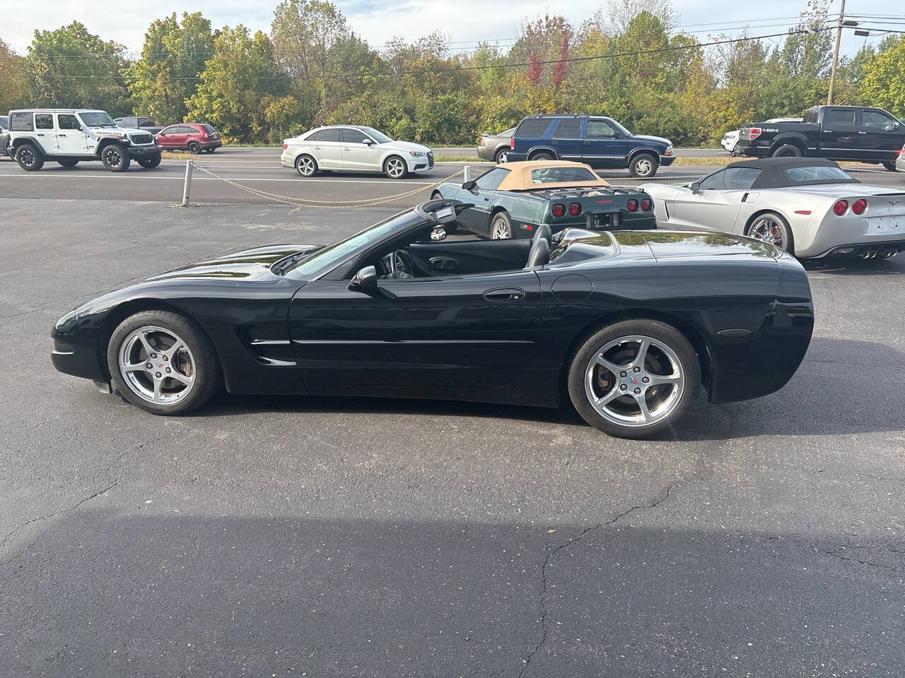 Used 2004 Chevrolet Corvette Convertible w/ Preferred Equipment Group image 4