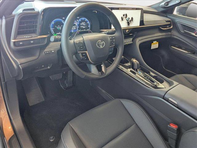 New 2026 Toyota Crown Platinum image 3