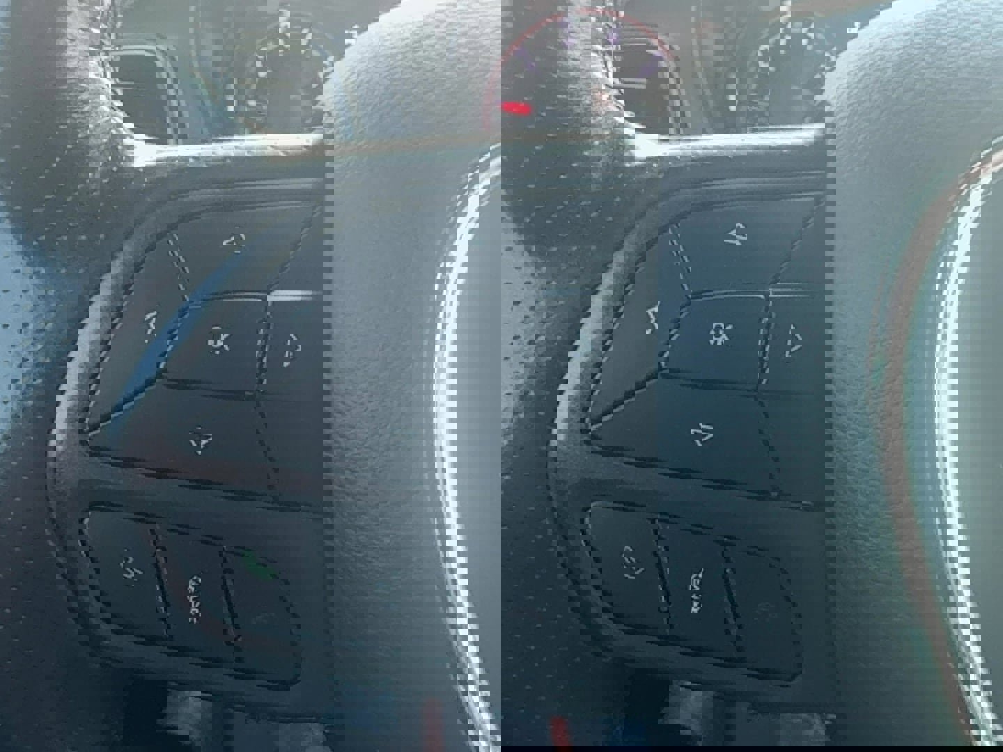 Used 2020 Dodge Challenger SXT w/ Blacktop Package image 10