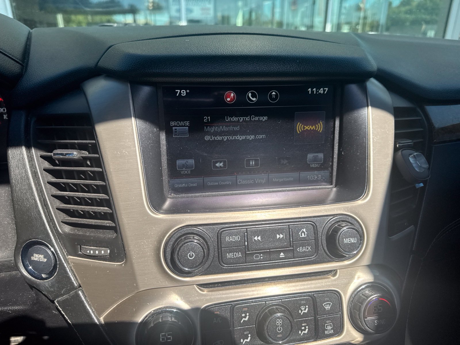 Used 2015 GMC Yukon Denali w/ Open Road Package AWD/4WD image 10