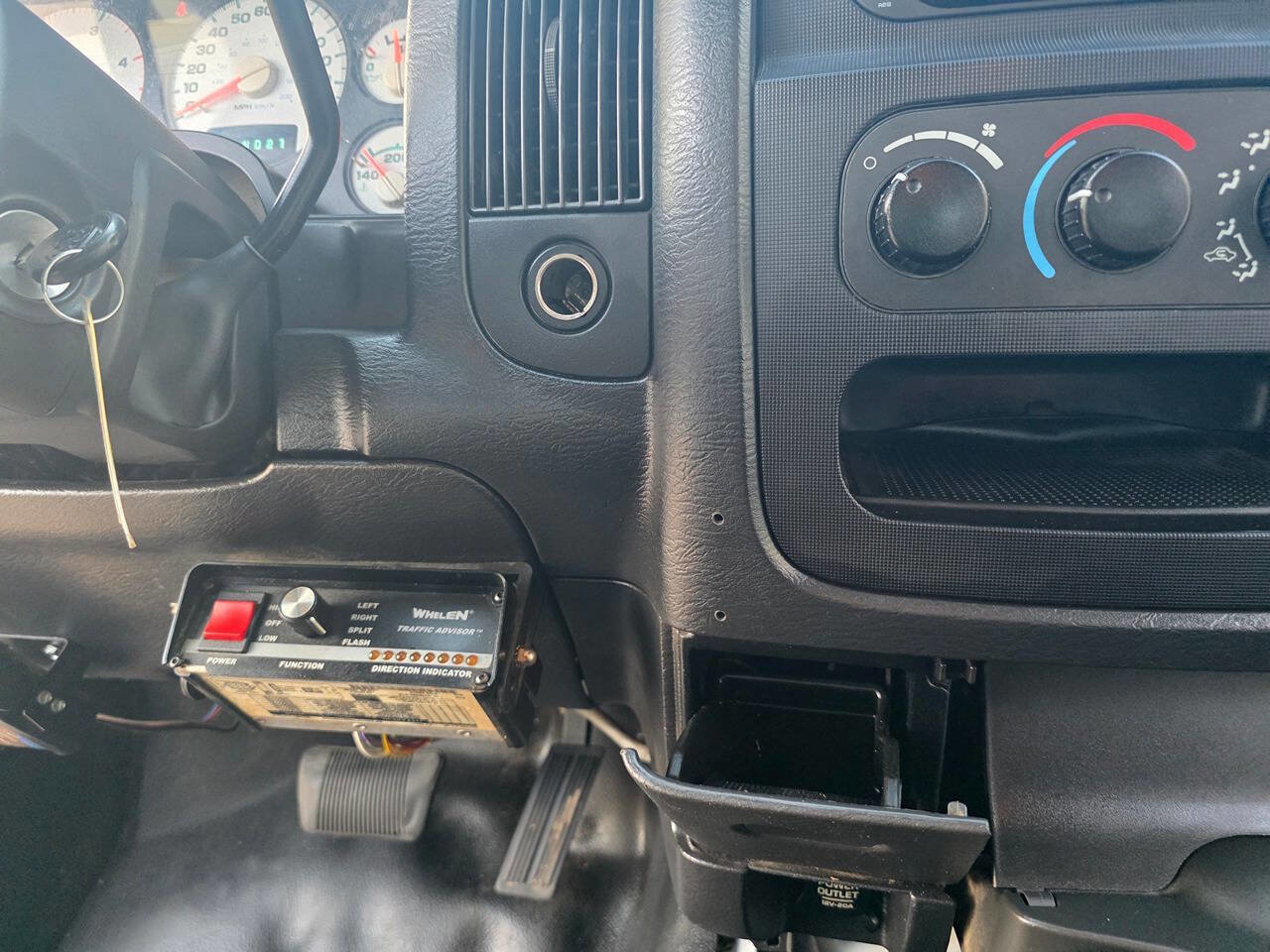 Used 2005 Dodge Ram 3500 Truck ST image 29