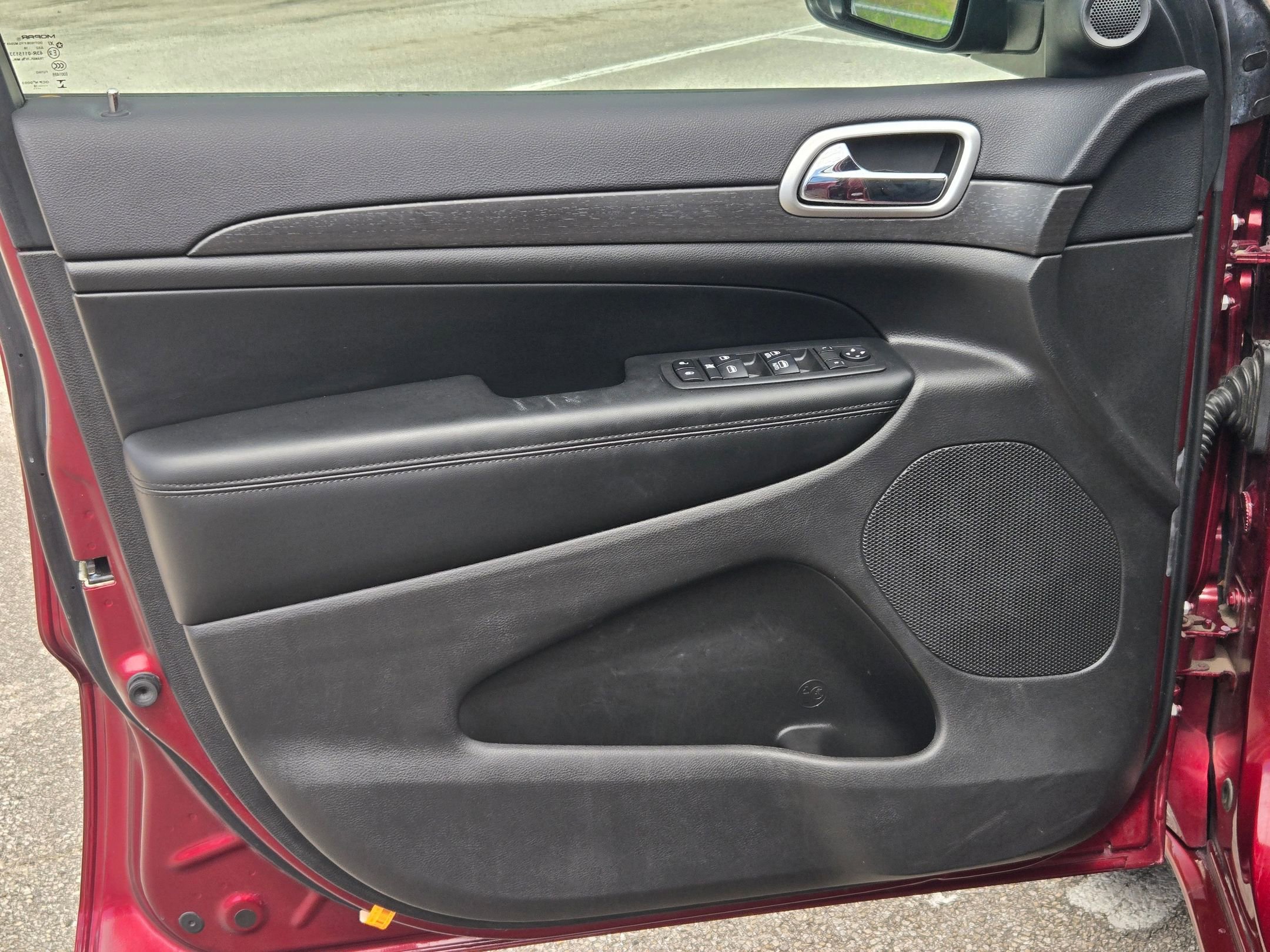 Used 2018 Jeep Grand Cherokee Altitude image 10