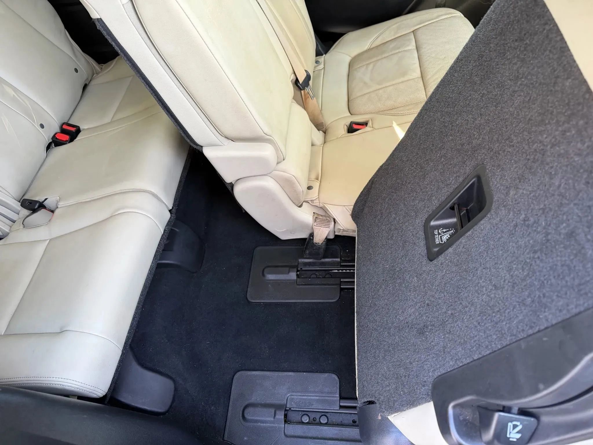 Used 2019 Subaru Ascent Limited w/ Popular Package #3 image 16