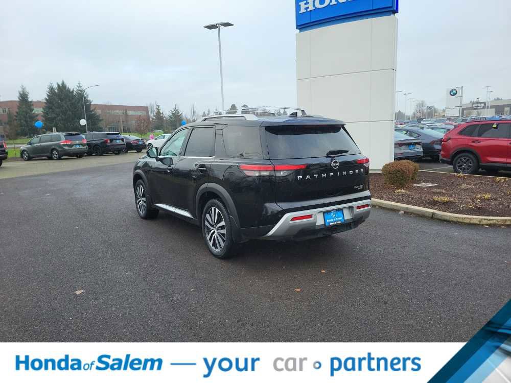 Used 2022 Nissan Pathfinder Platinum w/ Cargo Package image 29