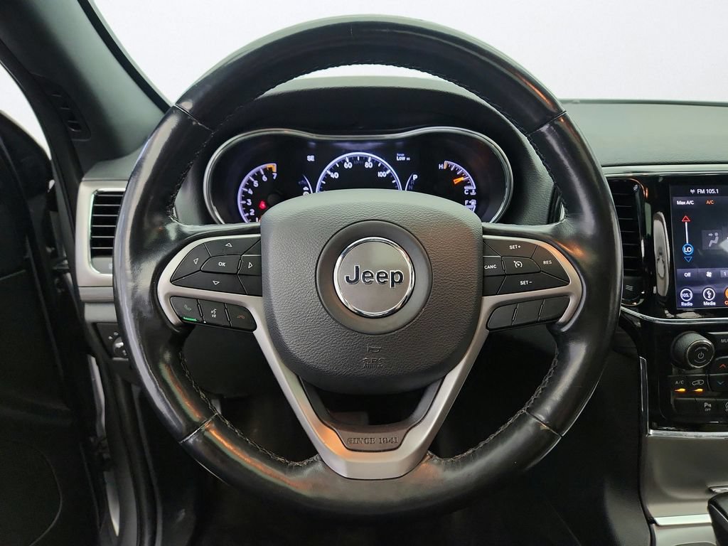 Used 2019 Jeep Grand Cherokee Laredo AWD/4WD image 15