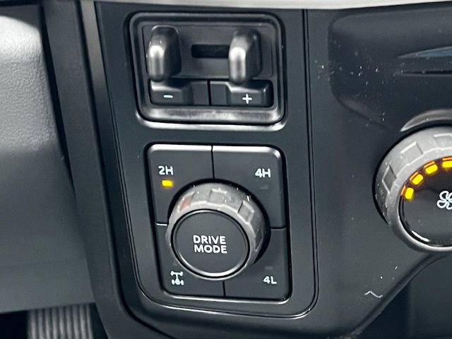 New 2025 Ford F350 XLT image 22