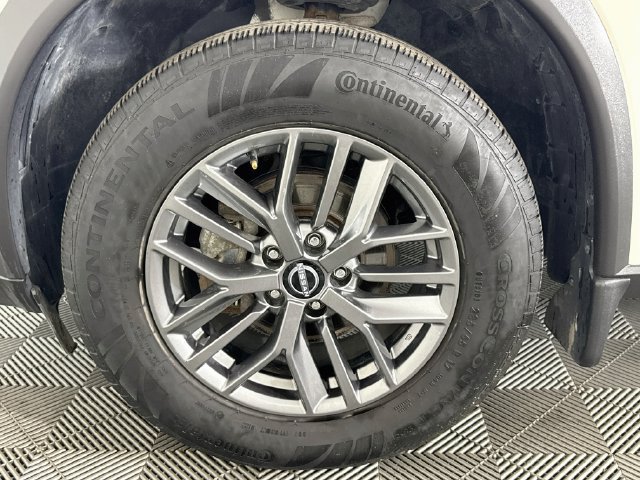 Used 2022 Nissan Rogue S AWD/4WD image 35