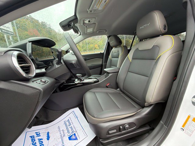 New 2026 Chevrolet Trax ACTIV w/ Driver Confidence Package FWD image 11