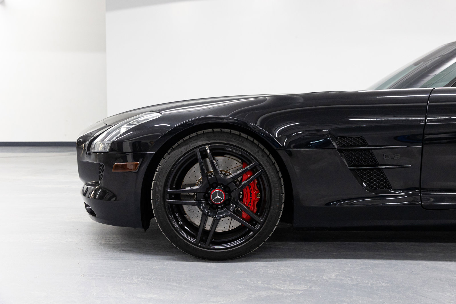 Used 2012 Mercedes-Benz SLS AMG Roadster image 8