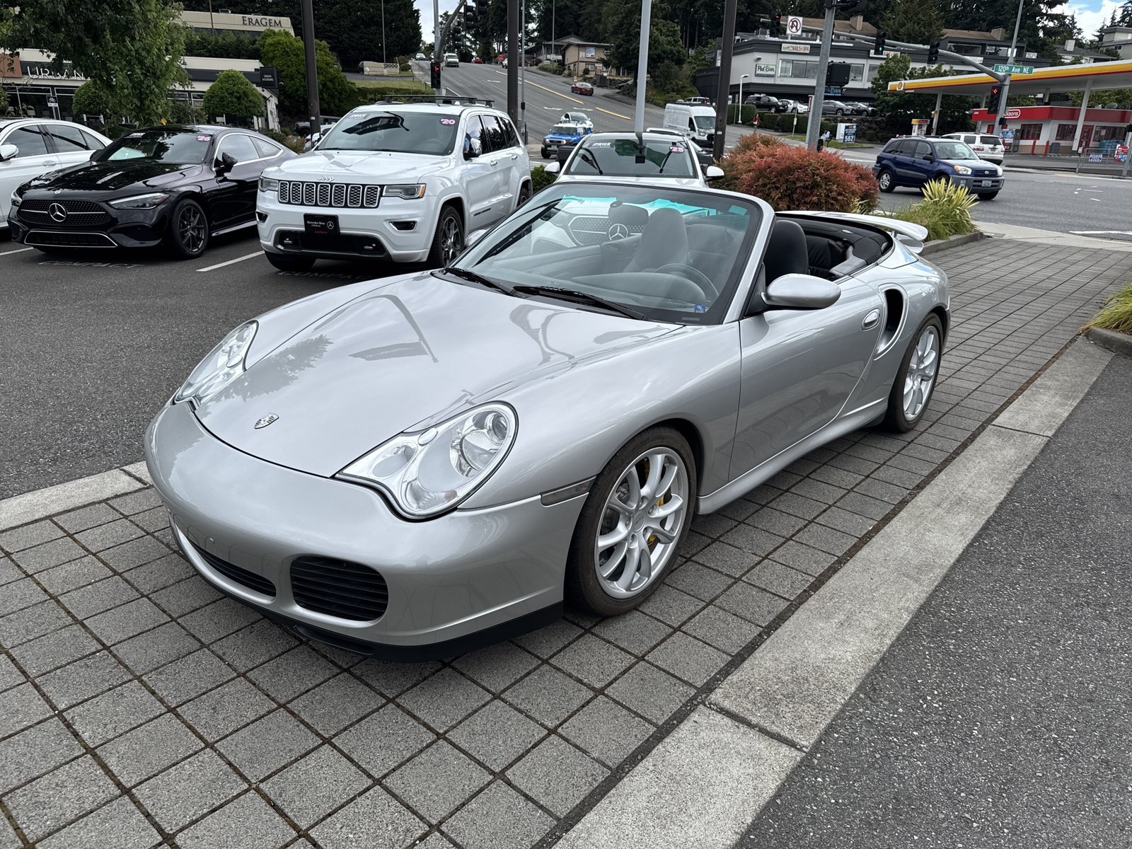 Used 2004 Porsche 911 Turbo AWD/4WD image 23