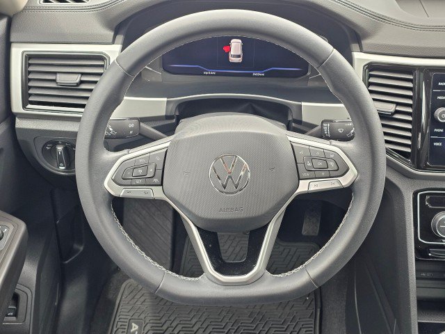 Used 2023 Volkswagen Atlas SEL AWD/4WD image 27