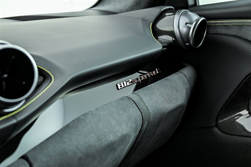 Used 2020 Ferrari 812 Superfast RWD image 34