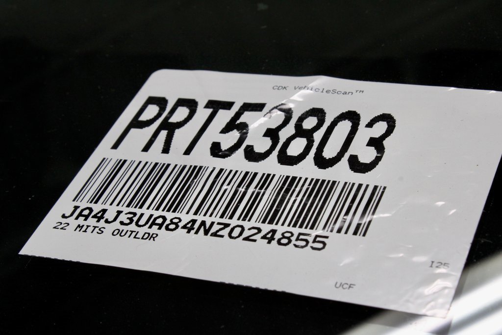 Used 2022 Mitsubishi Outlander SE image 35