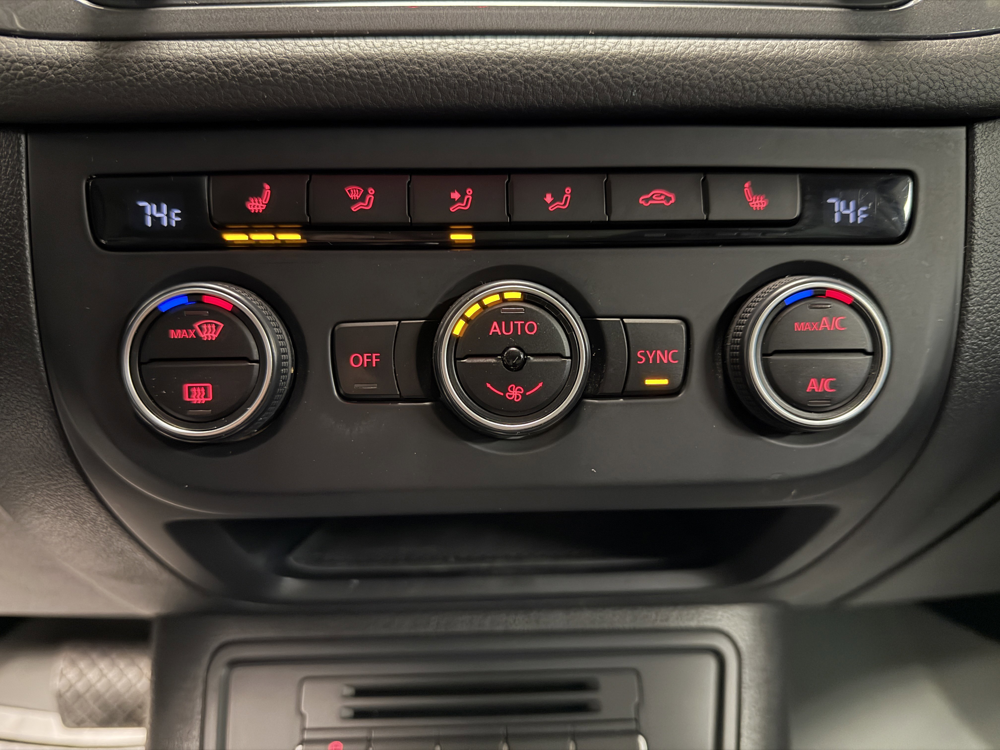 Used 2017 Volkswagen Tiguan Sport image 10