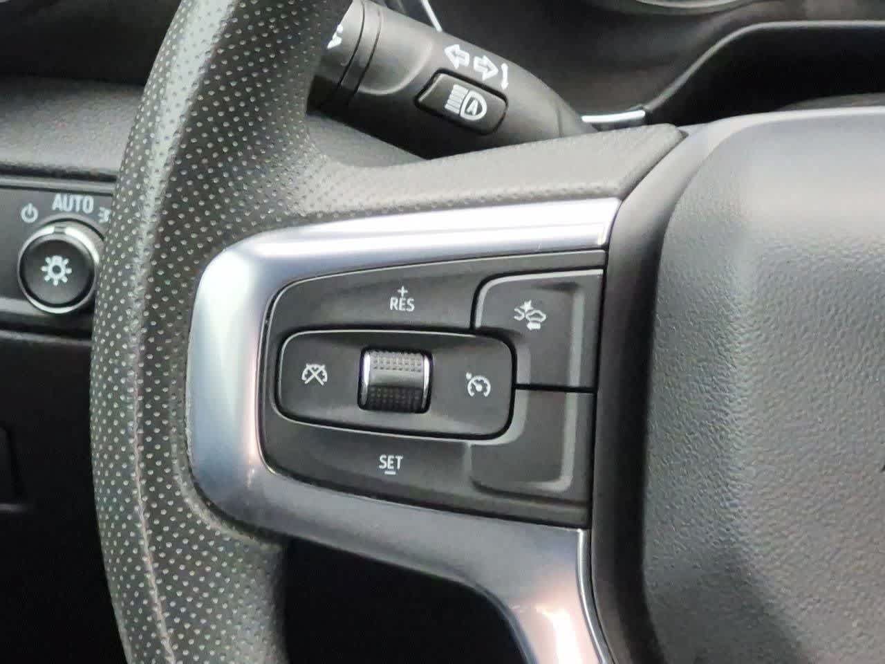 Used 2023 Chevrolet Blazer LT AWD/4WD image 23