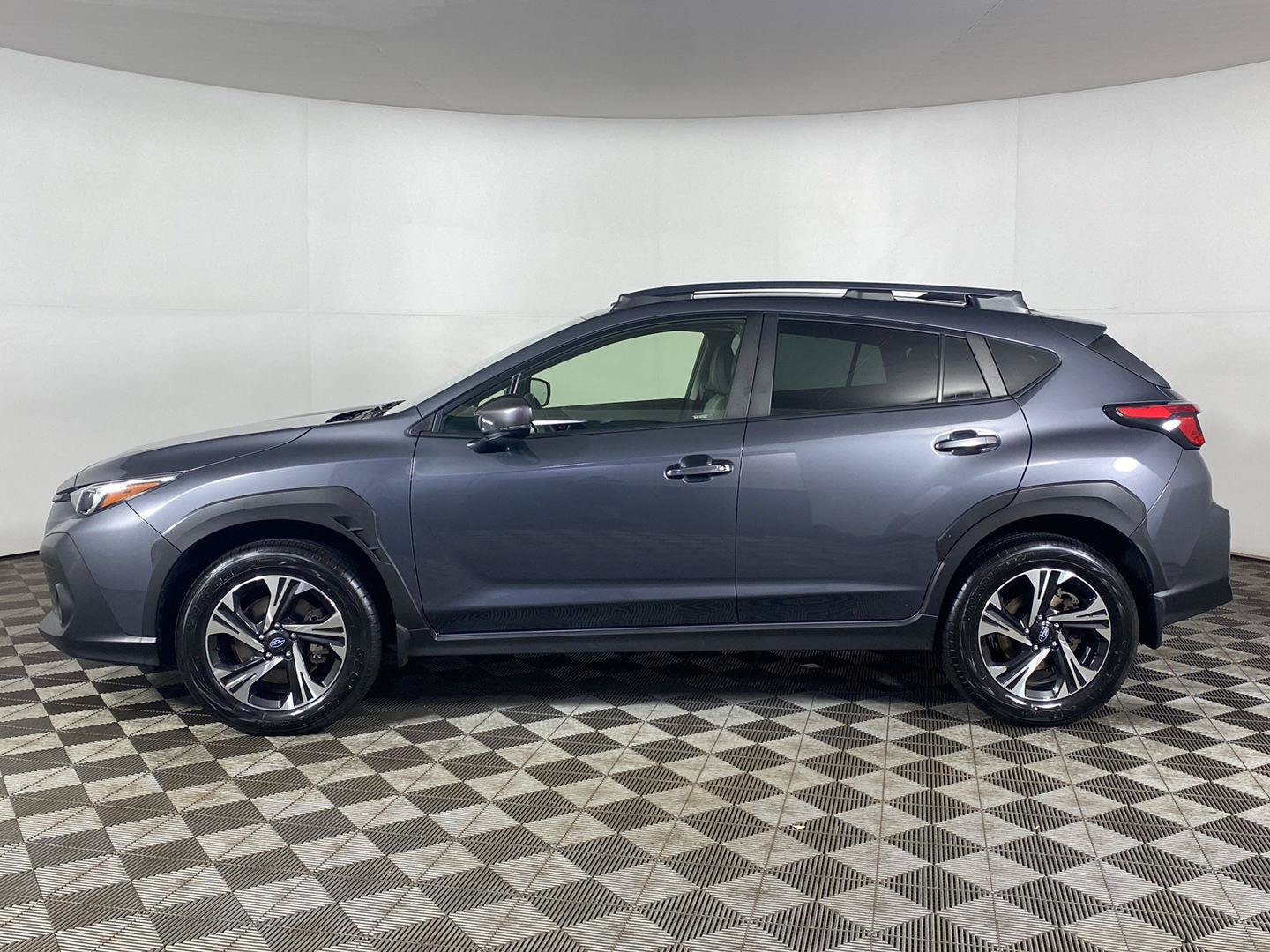 Used 2024 Subaru Crosstrek 2.0i Premium AWD/4WD image 9