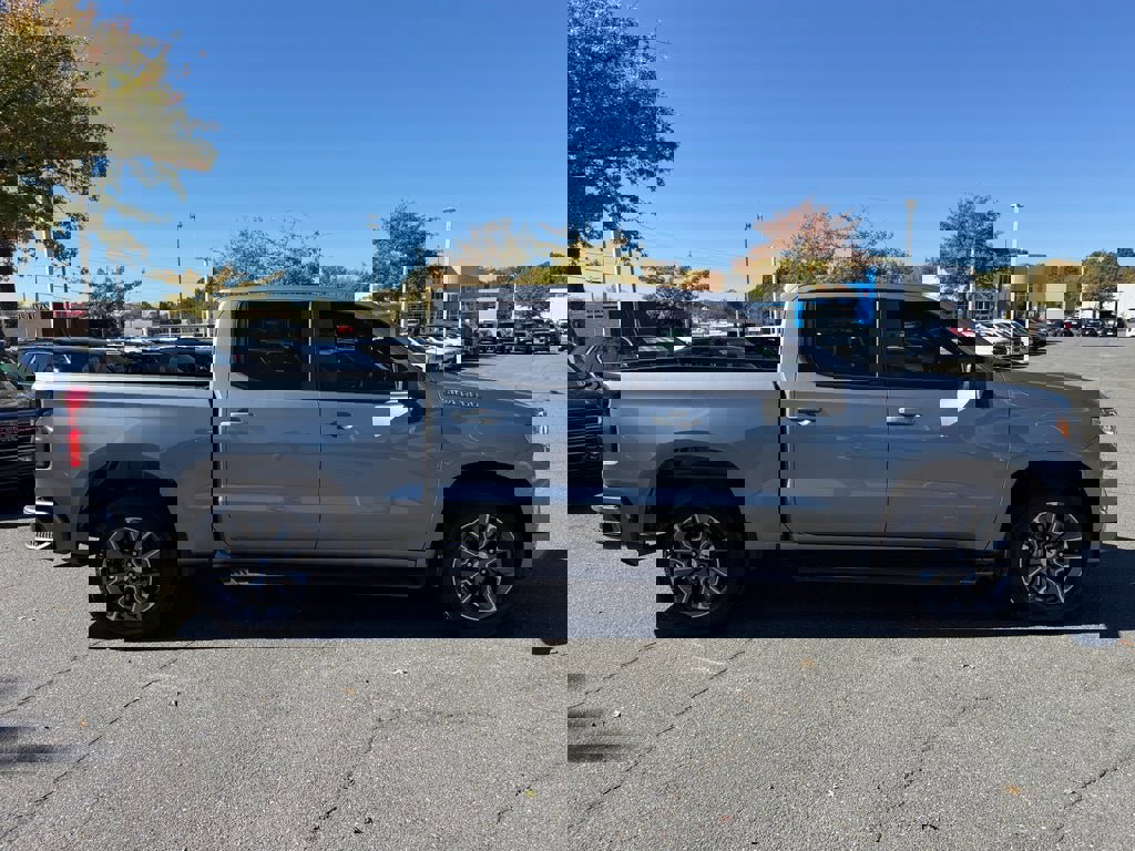 Used 2023 Chevrolet Silverado 1500 RST image 8