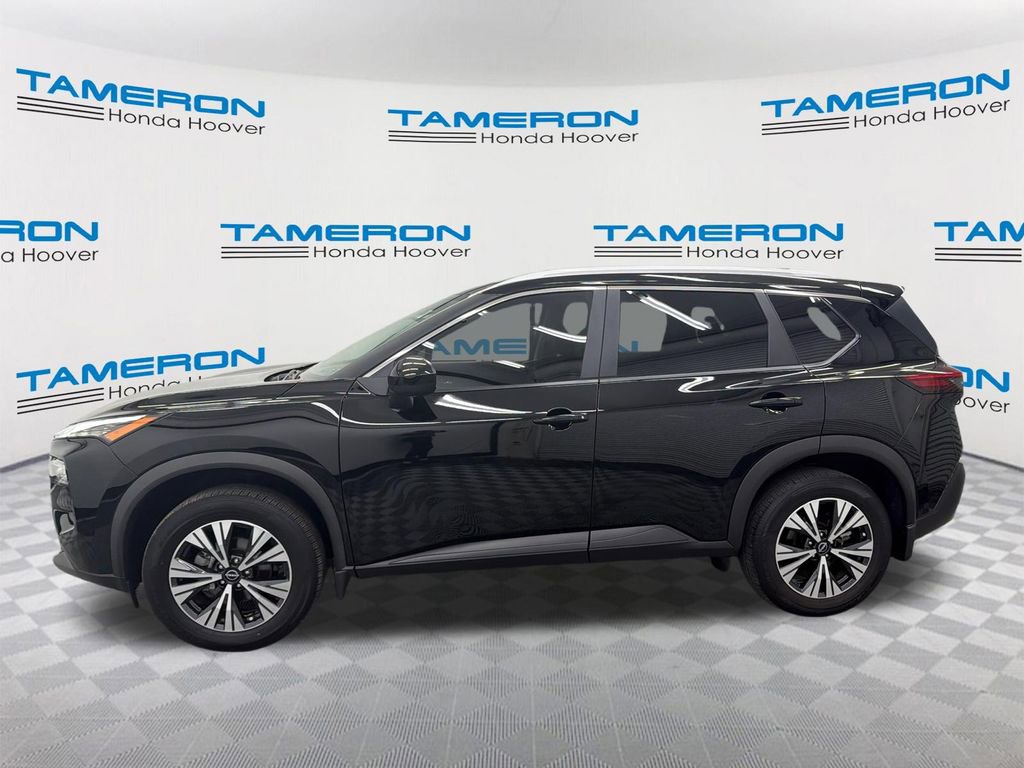 Used 2023 Nissan Rogue SV w/ SV Premium B Package image 2