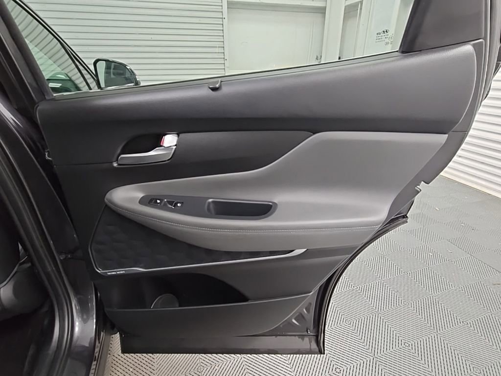 Used 2022 Hyundai Santa Fe Limited image 36