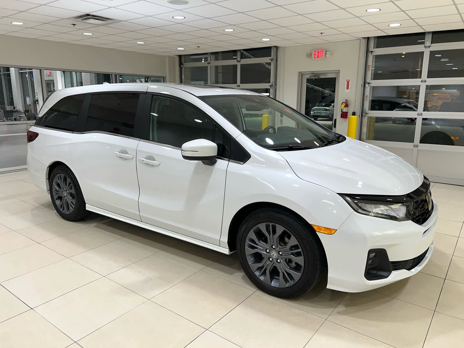Certified 2025 Honda Odyssey Touring image 1