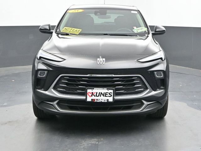 Used 2025 Buick Encore GX Preferred image 3