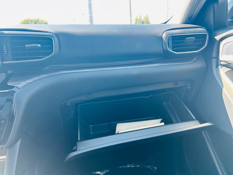 Used 2021 Ford Explorer Limited w/ Equipment Group 301A image 39