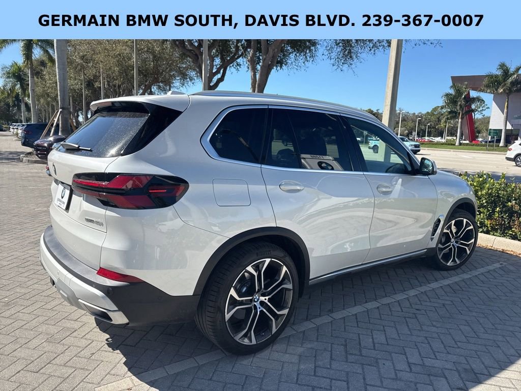 Certified 2024 BMW X5 sDrive40i w/ Premium Package image 12