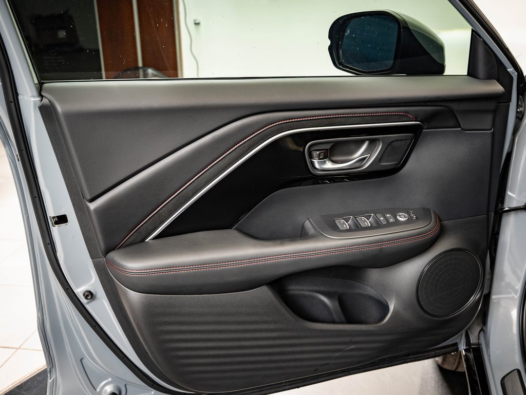 Certified 2025 Acura ADX A-Spec image 24