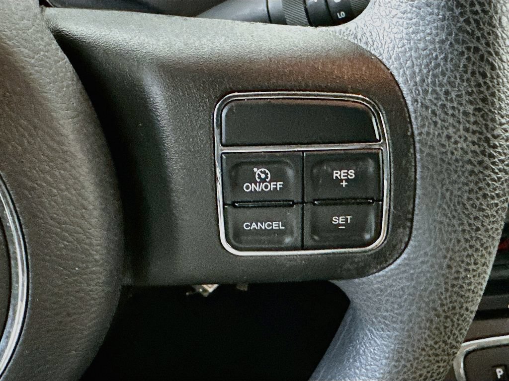 Used 2012 Jeep Compass Sport FWD image 21