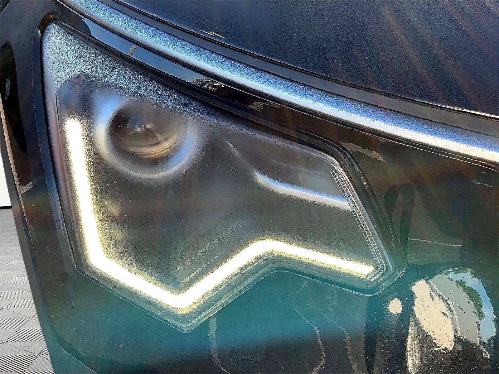 Used 2023 Kia Niro EX FWD image 32