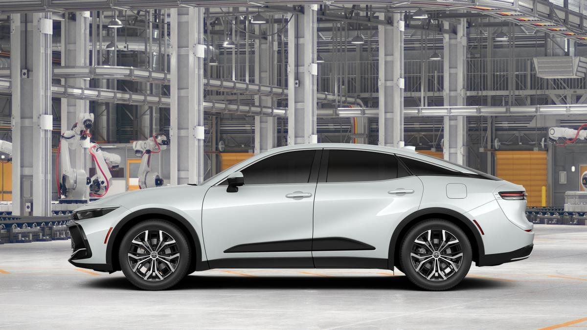 New 2026 Toyota Crown XLE AWD/4WD image 4