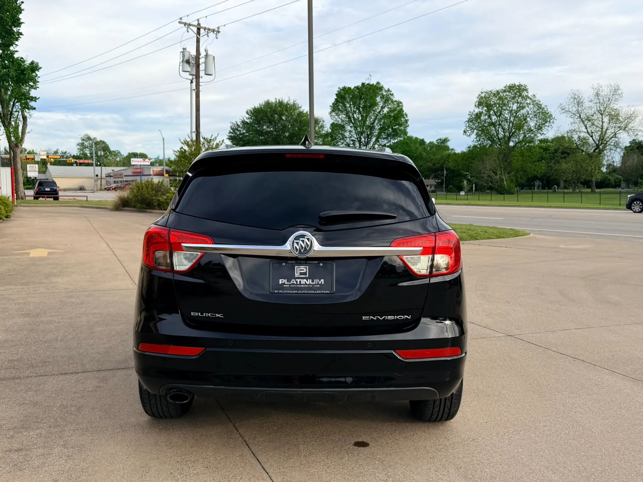 Used 2017 Buick Envision Essence FWD image 4