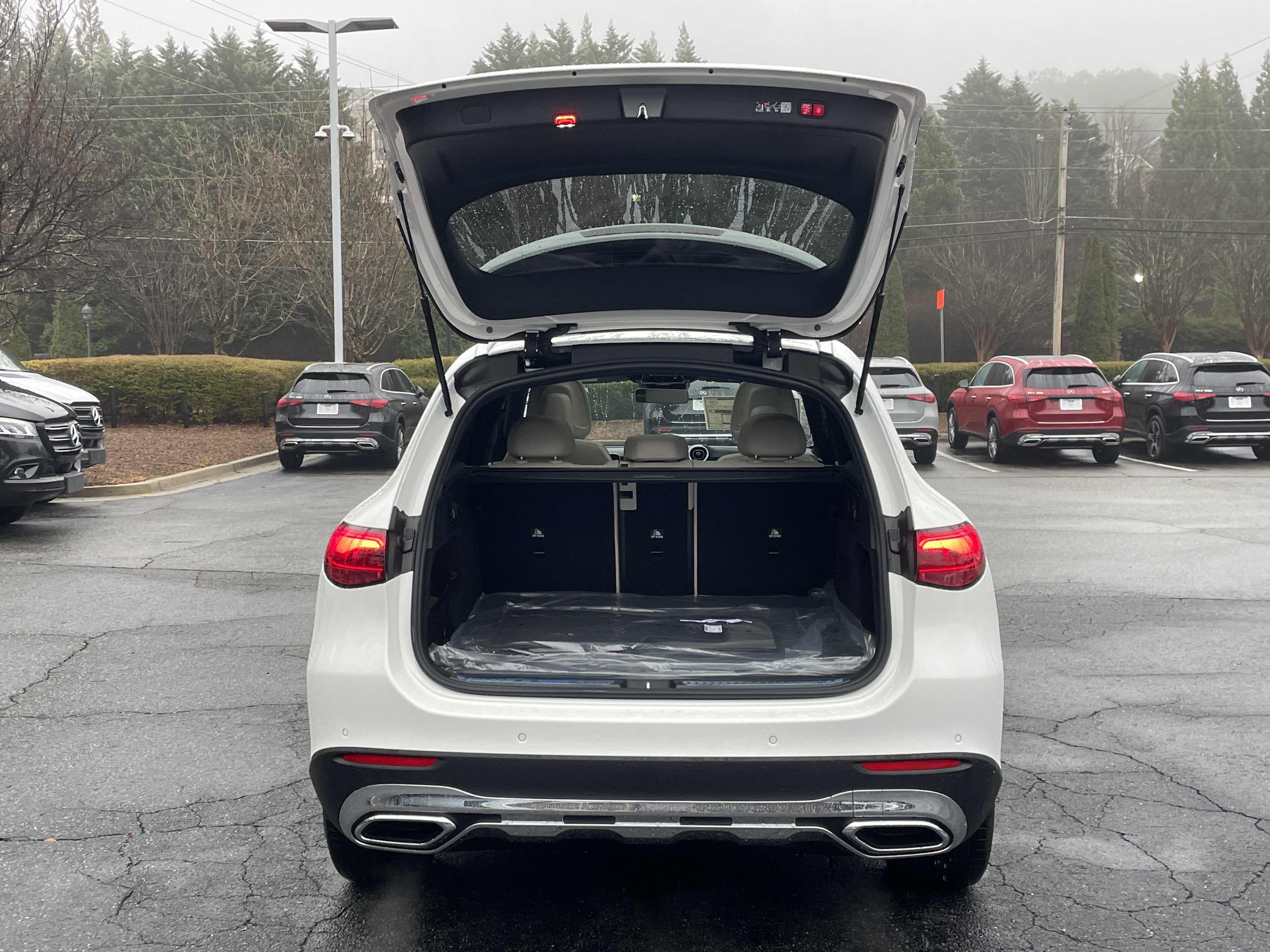 New 2026 Mercedes-Benz GLC 300 image 8