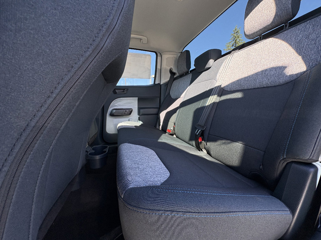 New 2026 Ford Maverick XLT w/ XLT Luxury Package FWD image 37