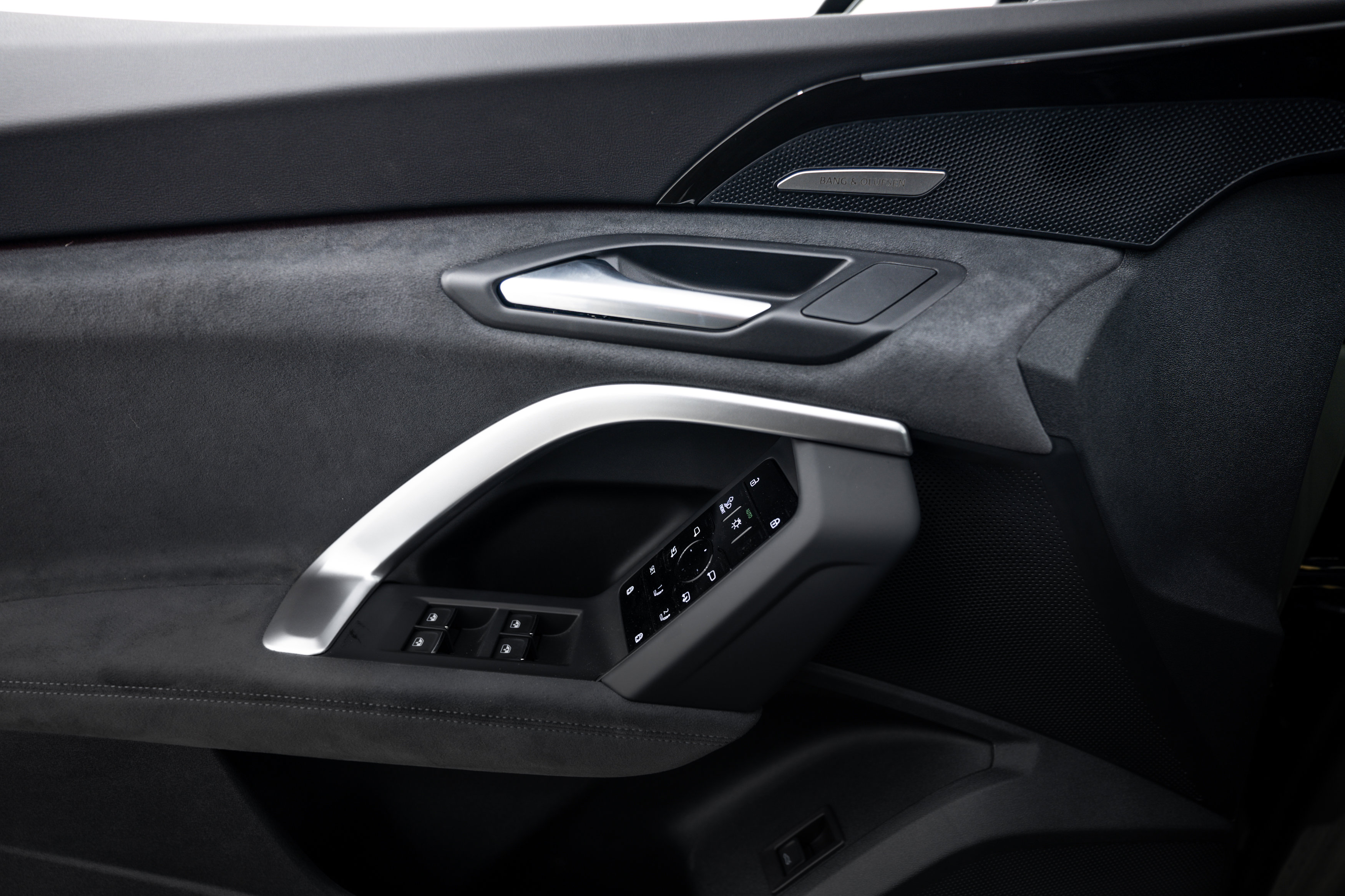 New 2025 Audi SQ5 Premium Plus image 13