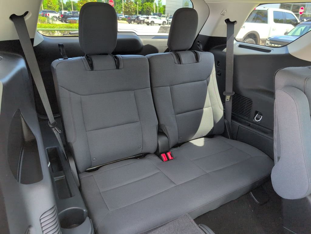 New 2026 Ford Explorer Active RWD image 16